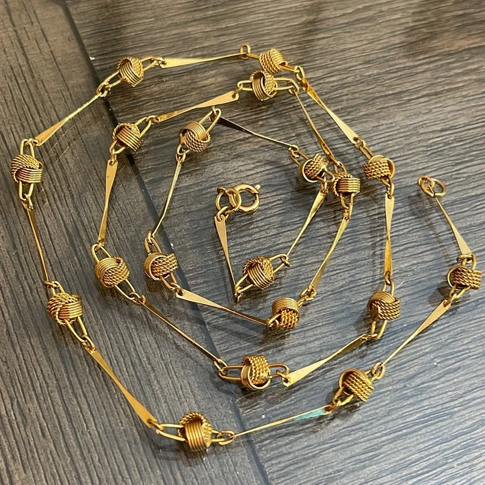 Vintage Gold-Tone Long Love Knots Link Necklace Chain